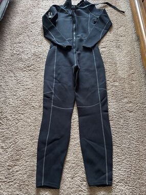 Pro Scubapro Black Full-Length Wetsuit Jumpsuit. TPF 18. Medium